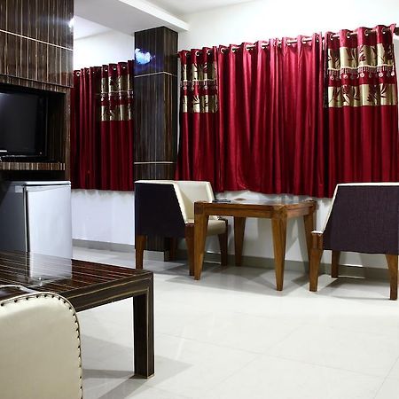 Hotel Maharaja Katra (Jammu and Kashmir) Phòng bức ảnh