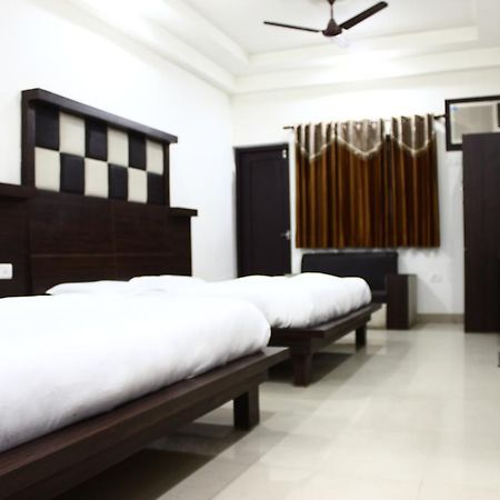 Hotel Maharaja Katra (Jammu and Kashmir) Phòng bức ảnh