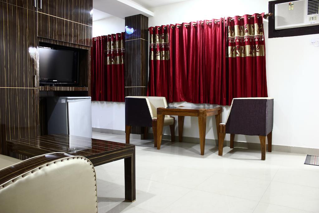 Hotel Maharaja Katra (Jammu and Kashmir) Phòng bức ảnh