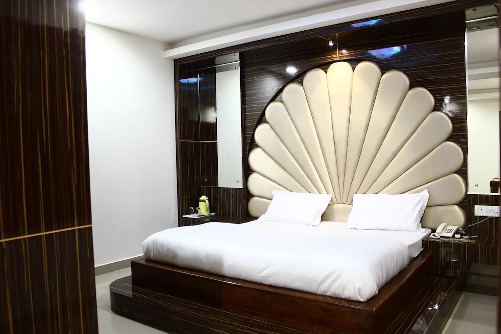 Hotel Maharaja Katra (Jammu and Kashmir) Phòng bức ảnh