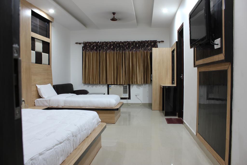 Hotel Maharaja Katra (Jammu and Kashmir) Phòng bức ảnh