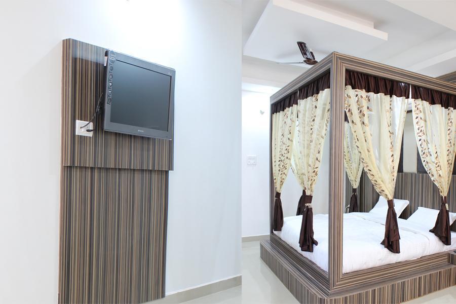 Hotel Maharaja Katra (Jammu and Kashmir) Phòng bức ảnh